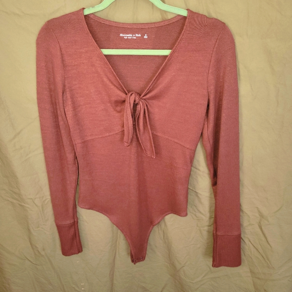 Abercrombie & Fitch Soft A&F Cozy Cut Out Rosey Terracotta Long Sleeve Bodysuit